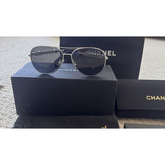 Rare Chanel Polarized Pilot Sunglasses - Picture 1 of 8